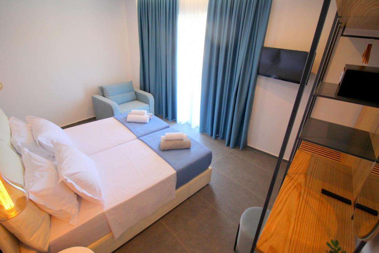 Blue Eye Hotel Ksamil Esterno foto